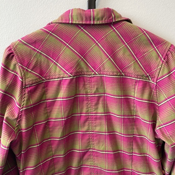 BURTON DryRide Blitz Snap Flannel DryRide Shirt - Tart Color - Women's Medium - Picture 4 of 9